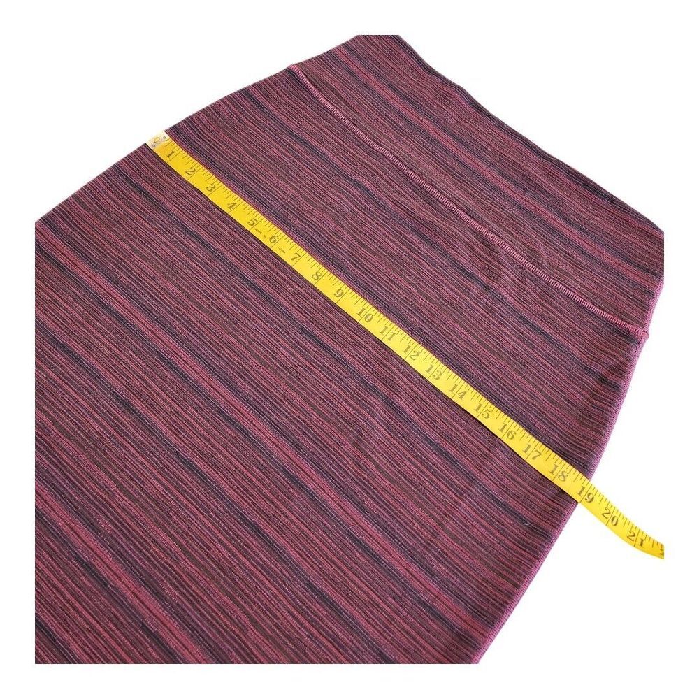 EUC Lululemon Skirt Womens 10 Purple Striped Pencil Skirt Bodycon Yoga Over Logo - Picture 5 of 9
